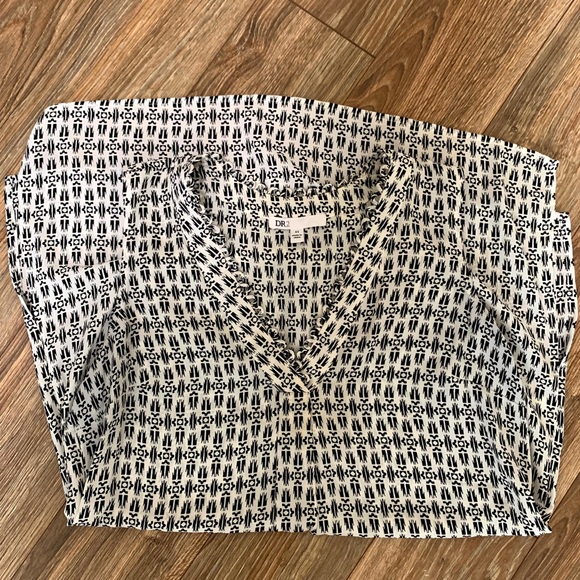 DR2 High-Low Sleeveless Top Oversized XS Black & White - Picture 7 of 13